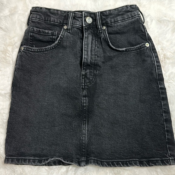 Zara denim skirt - Picture 1 of 2